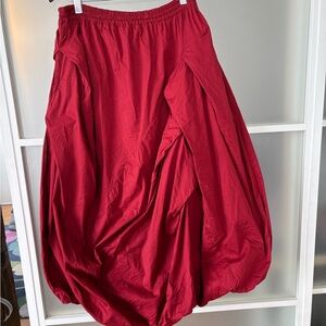 Kaliyana bubble skirt in dark red